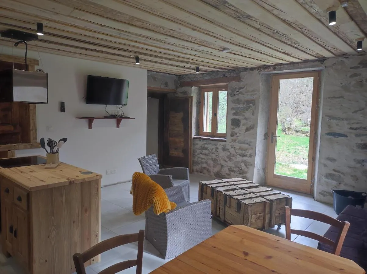 Apartment Chez Florent Et Celine Queige France